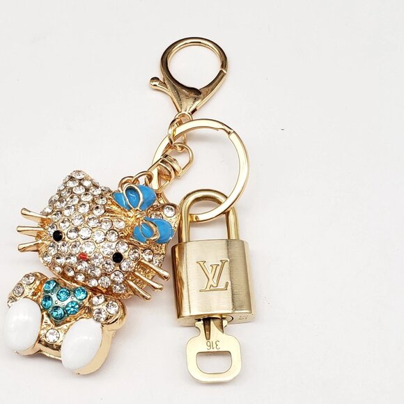 Authentic Louis Vuitton Lock & Key with unbranded Hello Kitty Bagcharm, Keycharm - Picture 6 of 7